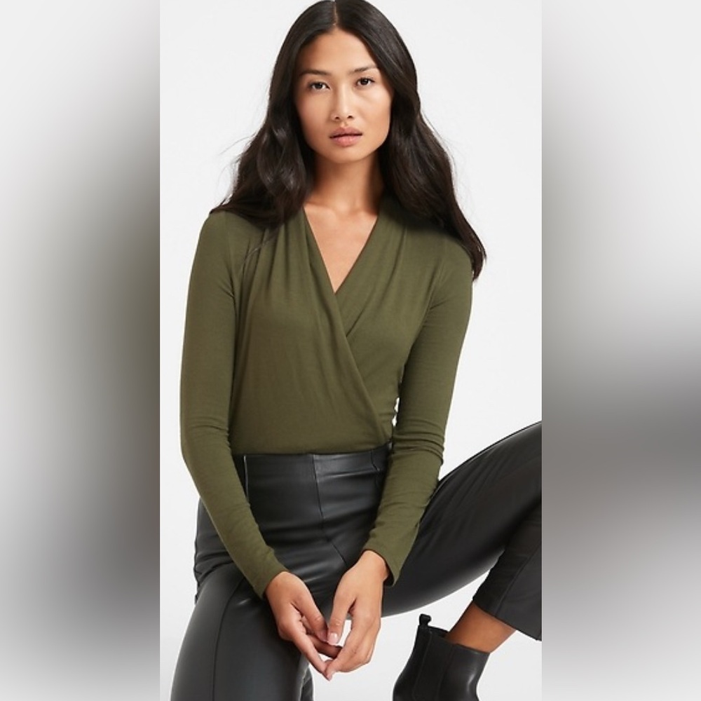 Banana Republic Threadsoft Wrap Top